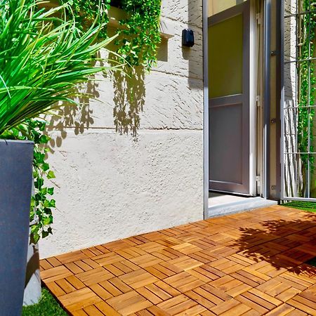 Lorianna Rock House Apartment Milan Bagian luar foto