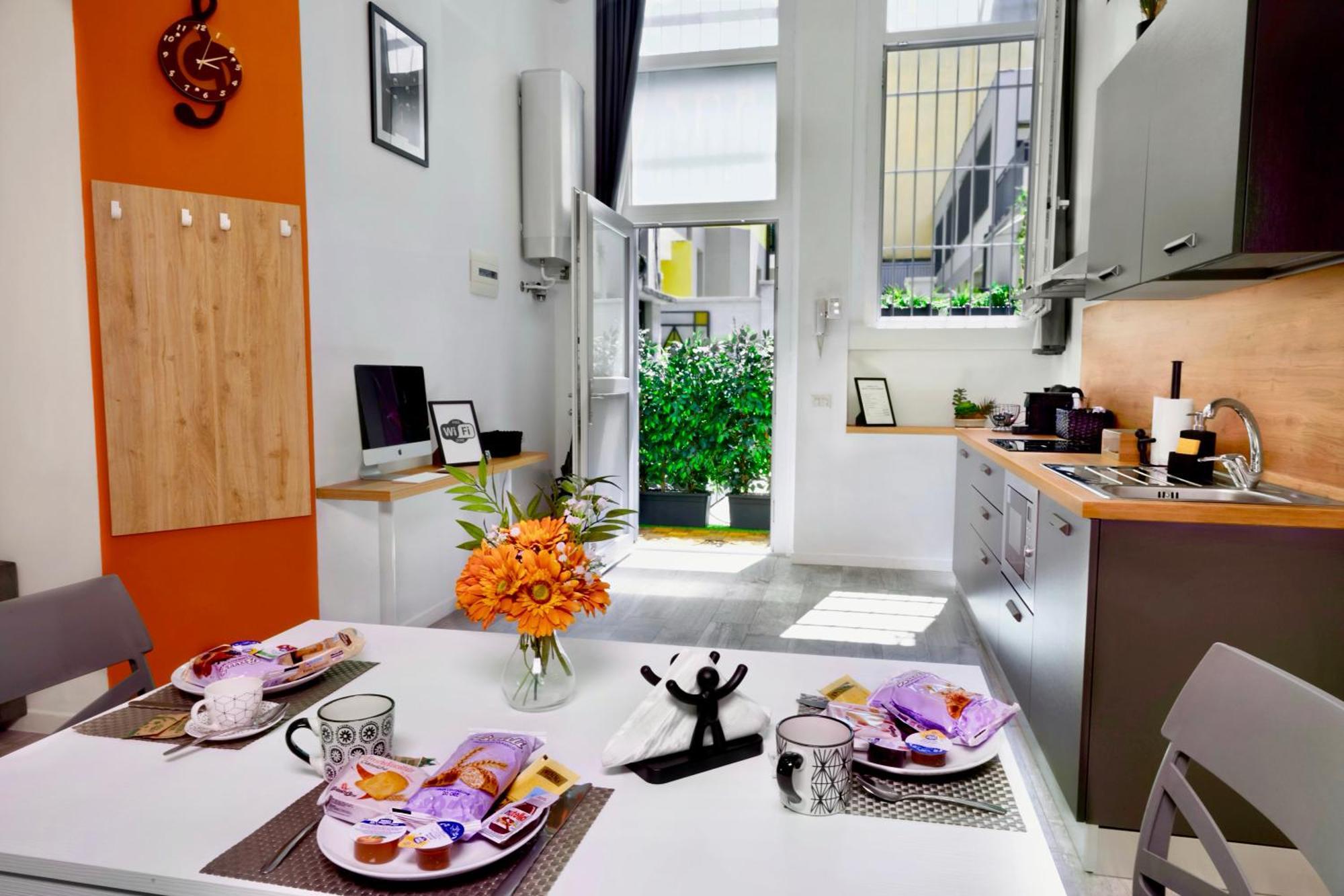 Lorianna Rock House Apartment Milan Bagian luar foto
