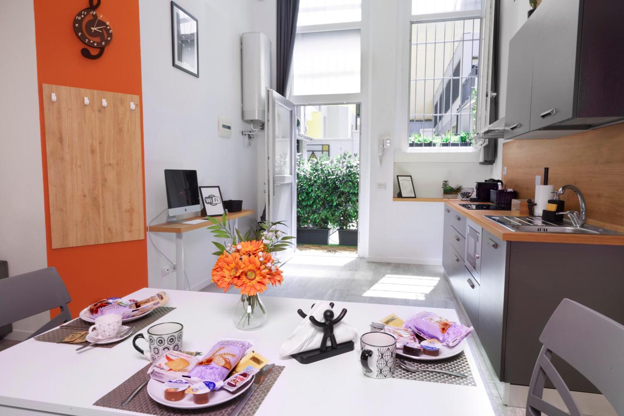 Lorianna Rock House Apartment Milan Bagian luar foto